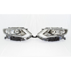 Фары передние Nissan X-Trail 2018